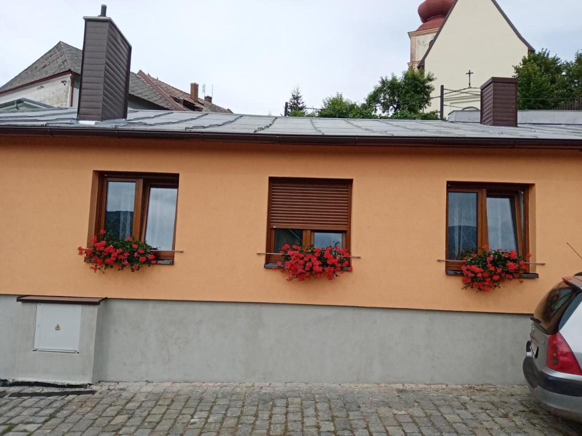 Apartmán pod kostelem Strazov Exterior foto